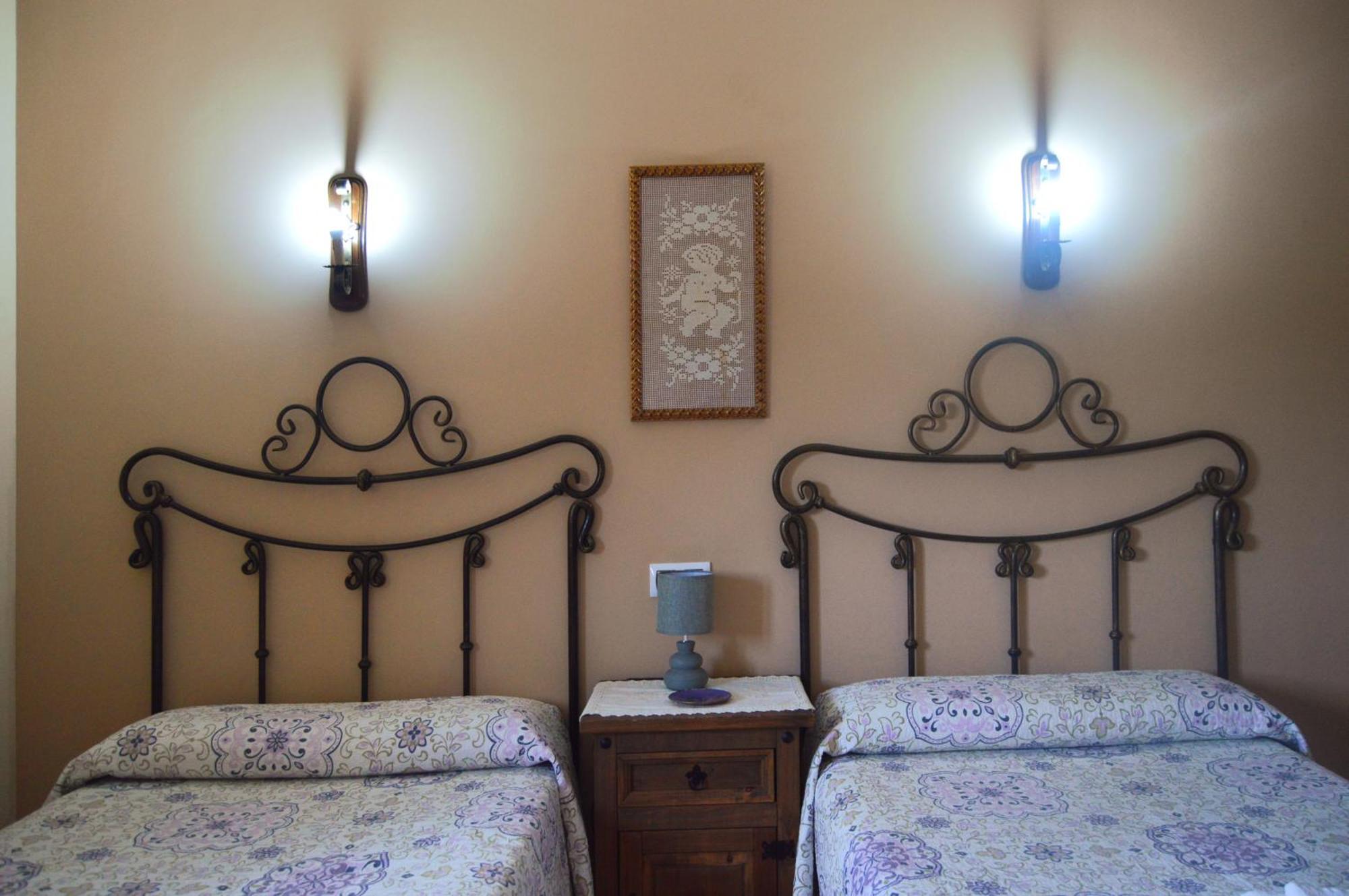 Casa Rural Los Olivos Sotoserrano 外观 照片
