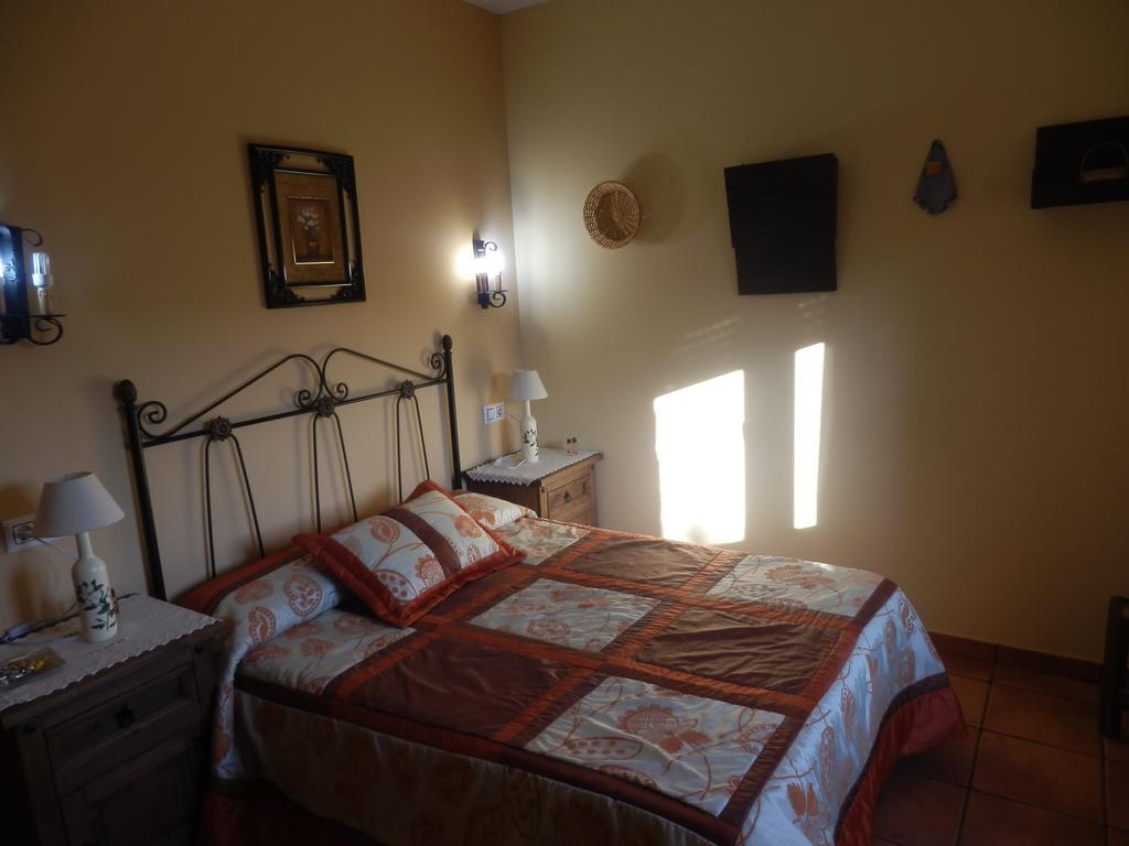 Casa Rural Los Olivos Sotoserrano 外观 照片